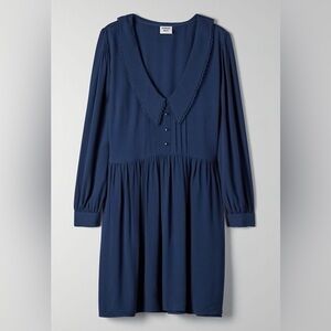 Aritzia babydoll dress in US 2xs
